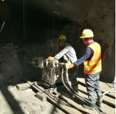 公主岭水下抗分散灌浆料特点 水下不分散注浆料介绍