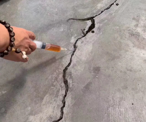 公主岭混凝土裂缝修补技术详解​